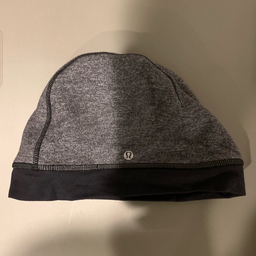 Lululemon hat - Picture 1 of 4